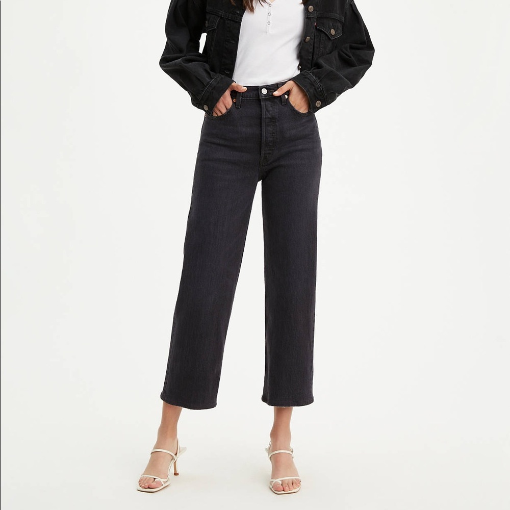 Levi’s Ribcage Jeans